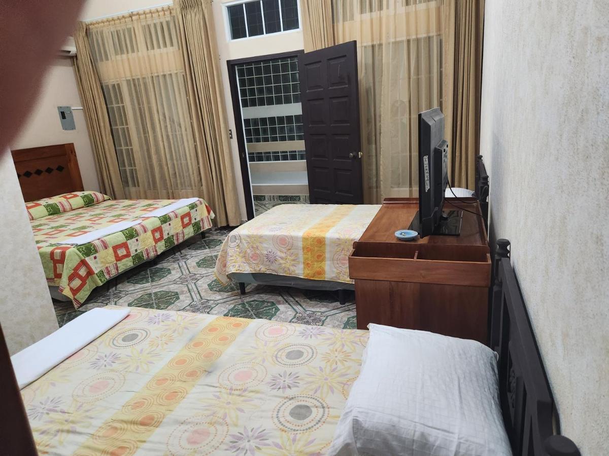 Hotel Casa De Don Francisco فلوريس المظهر الخارجي الصورة