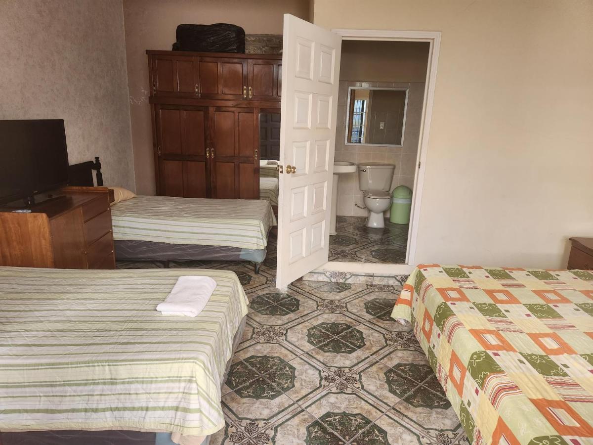 Hotel Casa De Don Francisco فلوريس المظهر الخارجي الصورة
